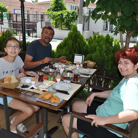 Butik Papazin Evi Kiyikoy