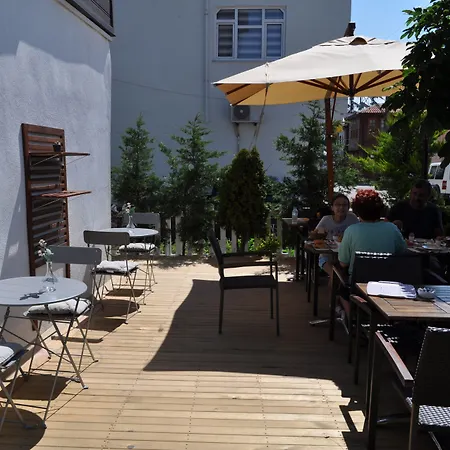 Butik Papazin Evi Hotel Kiyikoy